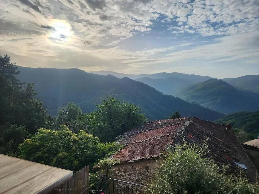 Casa Dell 'Vista Gorgeous Remodeled Stone Country House In Rural Northern Tuscany Monti di Villa