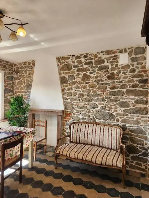 Casa Dell 'Vista Gorgeous Remodeled Stone Country House In Rural Northern Tuscany Monti di Villa
