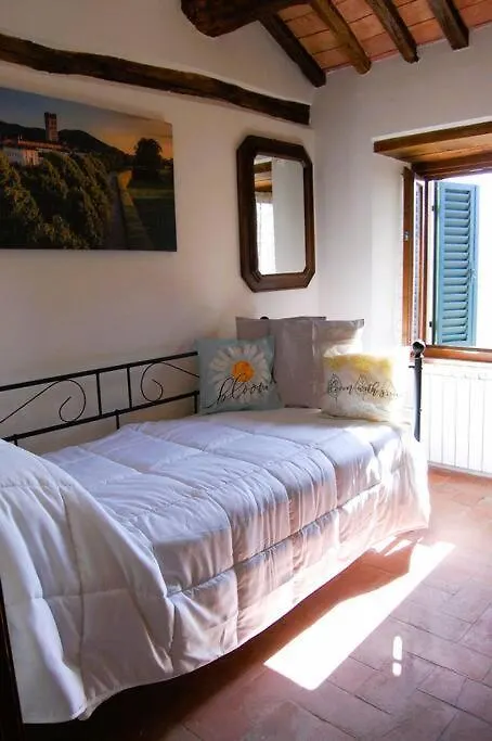 Holiday home Casa Dell 'Vista Gorgeous Remodeled Stone Country House In Rural Northern Tuscany Monti di Villa Italy