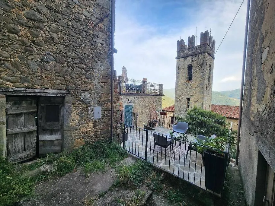 Holiday home Casa Dell 'Vista Gorgeous Remodeled Stone Country House In Rural Northern Tuscany Monti di Villa
