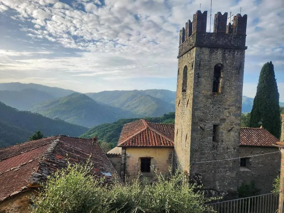 Casa Dell 'Vista Gorgeous Remodeled Stone Country House In Rural Northern Tuscany Monti di Villa 0*,