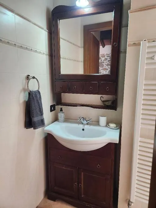 Casa Dell 'Vista Gorgeous Remodeled Stone Country House In Rural Northern Tuscany Monti di Villa